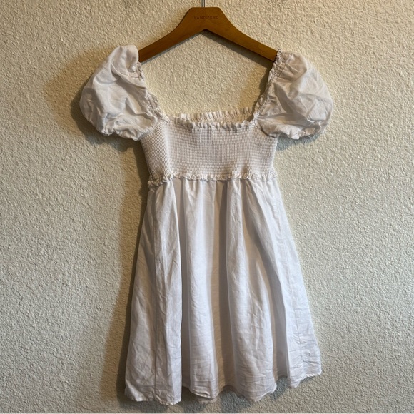 Aritzia Sunday Best
Hadley Poplin Dress Linen Puff Sleeve White Women’s XS - Picture 6 of 9